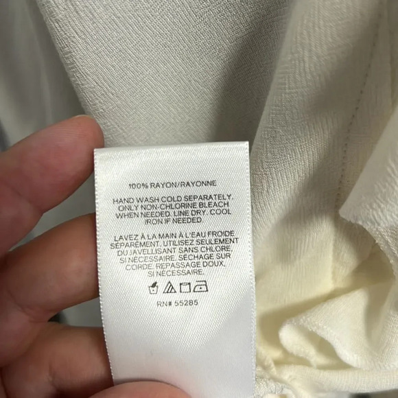 Express off white blouse size M - Picture 6 of 6